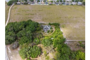 3201 CYPRESSWOOD BOULEVARD, WINTER HAVEN, FL 33884 Sold 05/21/25