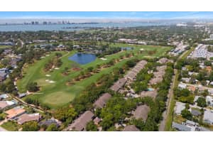 21 Pelican Pl, BELLEAIR