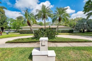 2216 EL DE ORO DRIVE, CLEARWATER, FL 33764 Sold 07/07/25