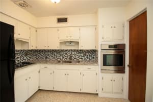 721 75TH AVENUE, ST PETERSBURG, FL 33702 Sold 10/09/25