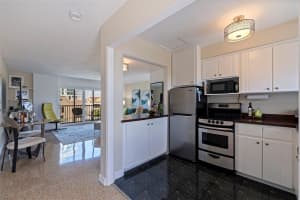 750 BURLINGTON AVENUE, ST PETERSBURG, FL 33701 - MLS#MFRTB8369651
