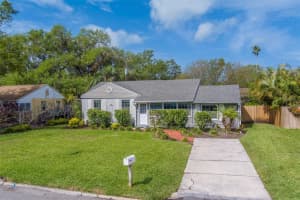 1536 Alamo Ln, DUNEDIN