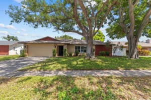11353 TRADEWINDS BOULEVARD, LARGO, FL 33773 Sold 05/23/25