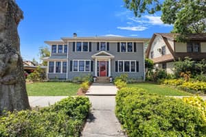 2320 5TH STREET, ST PETERSBURG, FL 33704 Sold 05/30/25