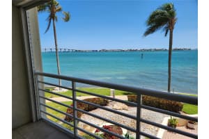 6105 BAHIA DEL MAR CIRCLE, ST PETERSBURG, FL 33715 - MLS#MFRTB8369743