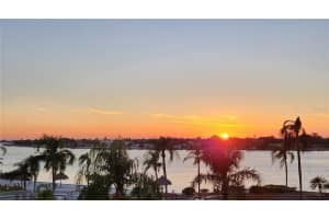 6021 Bahia Del Mar Cir #534, ST PETERSBURG