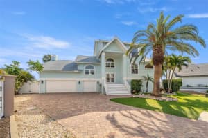 5925 SEABIRD DRIVE, GULFPORT, FL 33707 Sold 05/21/25