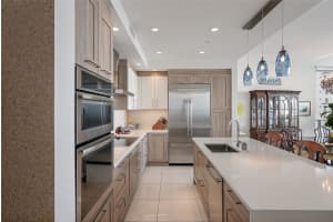 100 1ST AVENUE, ST PETERSBURG, FL 33701 - MLS#MFRTB8369836