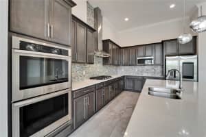 814 MANNS HARBOR DRIVE, APOLLO BEACH, FL 33572 Sold 08/04/25