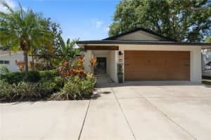 1509 Coachlight Way, DUNEDIN