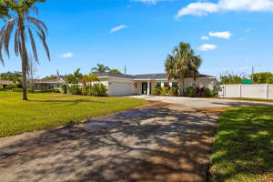 3775 HARBOR HEIGHTS DRIVE, LARGO, FL 33774 Sold 04/24/25