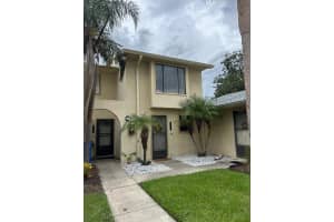 9007 Pebble Creek Dr #9007, TAMPA