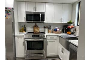 9007 PEBBLE CREEK DRIVE, TAMPA, FL 33647 - MLS#MFRTB8370023