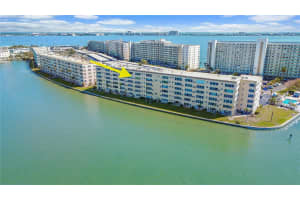 6075 SHORE BOULEVARD, GULFPORT, FL 33707 Sold 07/14/25