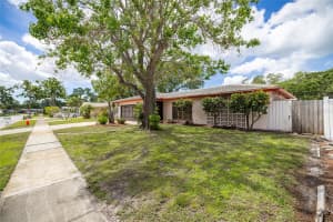 1874 CAMEO WAY, CLEARWATER, FL 33756 Sold 07/31/25
