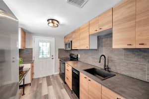 2838 VALRICO ROAD, SEFFNER, FL 33584 Sold 05/12/25