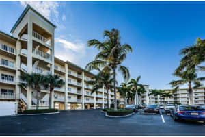 8800 BAY PINES BOULEVARD, ST PETERSBURG, FL 33709 - MLS#MFRTB8370200