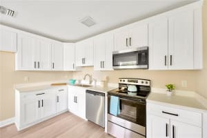 6027 FLORA TERRACE, APOLLO BEACH, FL 33572 Sold 05/27/25