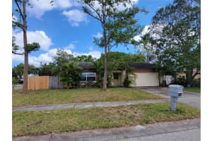 7049 124TH TERRACE, LARGO, FL 33773 Sold 04/30/25