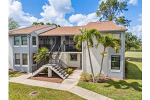 2017 Skimmer Ct W #416, CLEARWATER