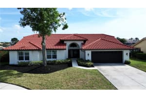 4804 LONGWATER WAY, TAMPA, FL 33615 - MLS#MFRTB8370290