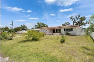 105 6TH STREET, RUSKIN, FL 33570 Sold 06/27/25