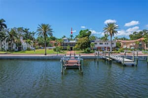 2320 COFFEE POT BOULEVARD, ST PETERSBURG, FL 33704 - MLS#MFRTB8370303