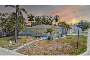 512 79TH AVENUE, ST PETE BEACH, FL 33706 Sold 07/25/25