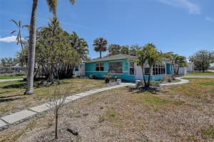 512 79TH AVENUE, ST PETE BEACH, FL 33706 Sold 07/25/25