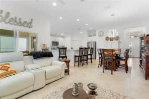 10367 ADDISON SHORE WAY, OXFORD, FL 34484 Sold 06/26/25