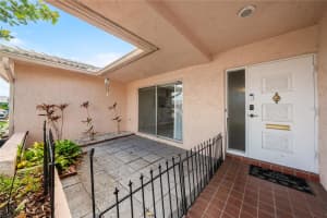 5428 LARCHMONT COURT, PINELLAS PARK, FL 33782 - MLS#MFRTB8370755