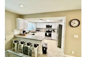 14242 84TH TERRACE, SEMINOLE, FL 33776 Sold 05/23/25