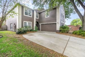 1300 HOLLY GLEN RUN, APOPKA, FL 32703 Sold 08/29/25
