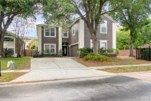 1300 HOLLY GLEN RUN, APOPKA, FL 32703 Sold 08/29/25