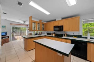 7537 OLD PASCO ROAD, WESLEY CHAPEL, FL 33544 - MLS#MFRTB8370974