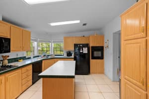 7537 OLD PASCO ROAD, WESLEY CHAPEL, FL 33544 - MLS#MFRTB8370974