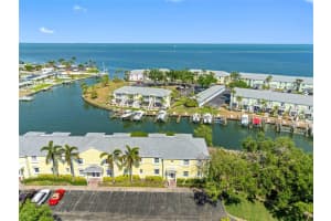 4740 BEACH DRIVE, ST PETERSBURG, FL 33705 Sold 07/31/25