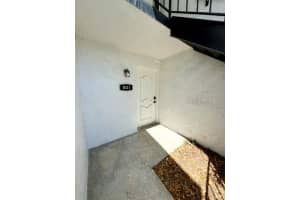 3803 N Oak Dr #b21, TAMPA