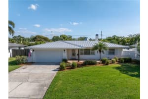 742 45th Ave Ne, ST PETERSBURG