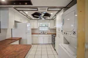 122 KINGS AVENUE, BRANDON, FL 33510 - MLS#MFRTB8371052