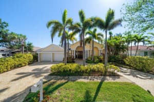 769 HARBOR ISLAND, CLEARWATER BEACH, FL 33767 Sold 05/14/25