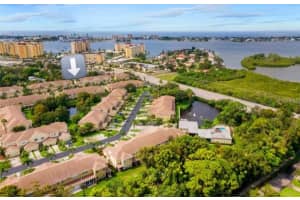 11246 KAPOK GRAND CIRCLE, MADEIRA BEACH, FL 33708 Sold 08/29/25