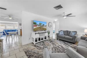 11315 86TH AVENUE, SEMINOLE, FL 33772 Sold 08/01/25