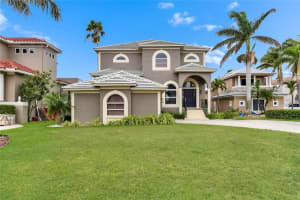 6301 MARBELLA BOULEVARD, APOLLO BEACH, FL 33572 Sold 08/15/25