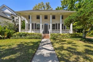 817 WOODLYN DRIVE, TAMPA, FL 33609 Sold 06/02/25