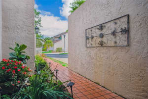4230 HARTWOOD LANE, TAMPA, FL 33618 Sold 06/30/25