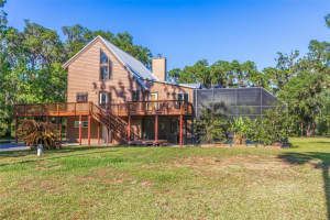 9298 Carr Rd, RIVERVIEW