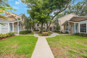 2381 HOUNDS TRAIL, PALM HARBOR, FL 34683 Sold 05/21/25