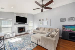 12020 STONE CROSSING CIR, TAMPA, FL 33635 Sold 05/12/25