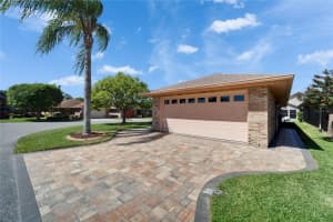 622 JAMAICA CIRCLE, LAKELAND, FL 33803 - MLS#MFRTB8371701